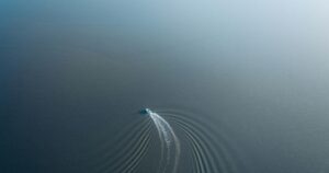 The benefits and challenges of electric propulsion forrecreational boats - recreational boat using electric propulsions