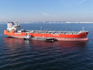 Japan completes first ship-to-ship methanol bunkering at anchorage