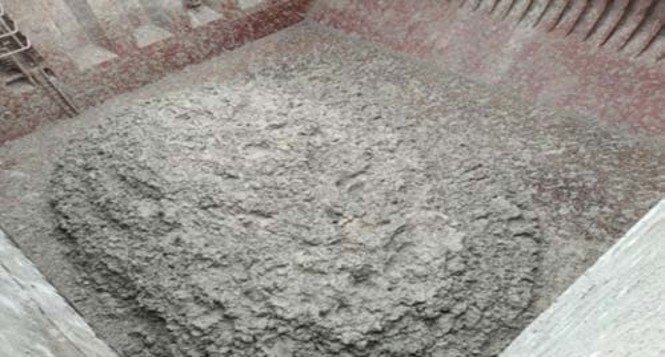 Clay cargo showing signs of splattering and flattening in cargo hold (Photo credit: SPICA)